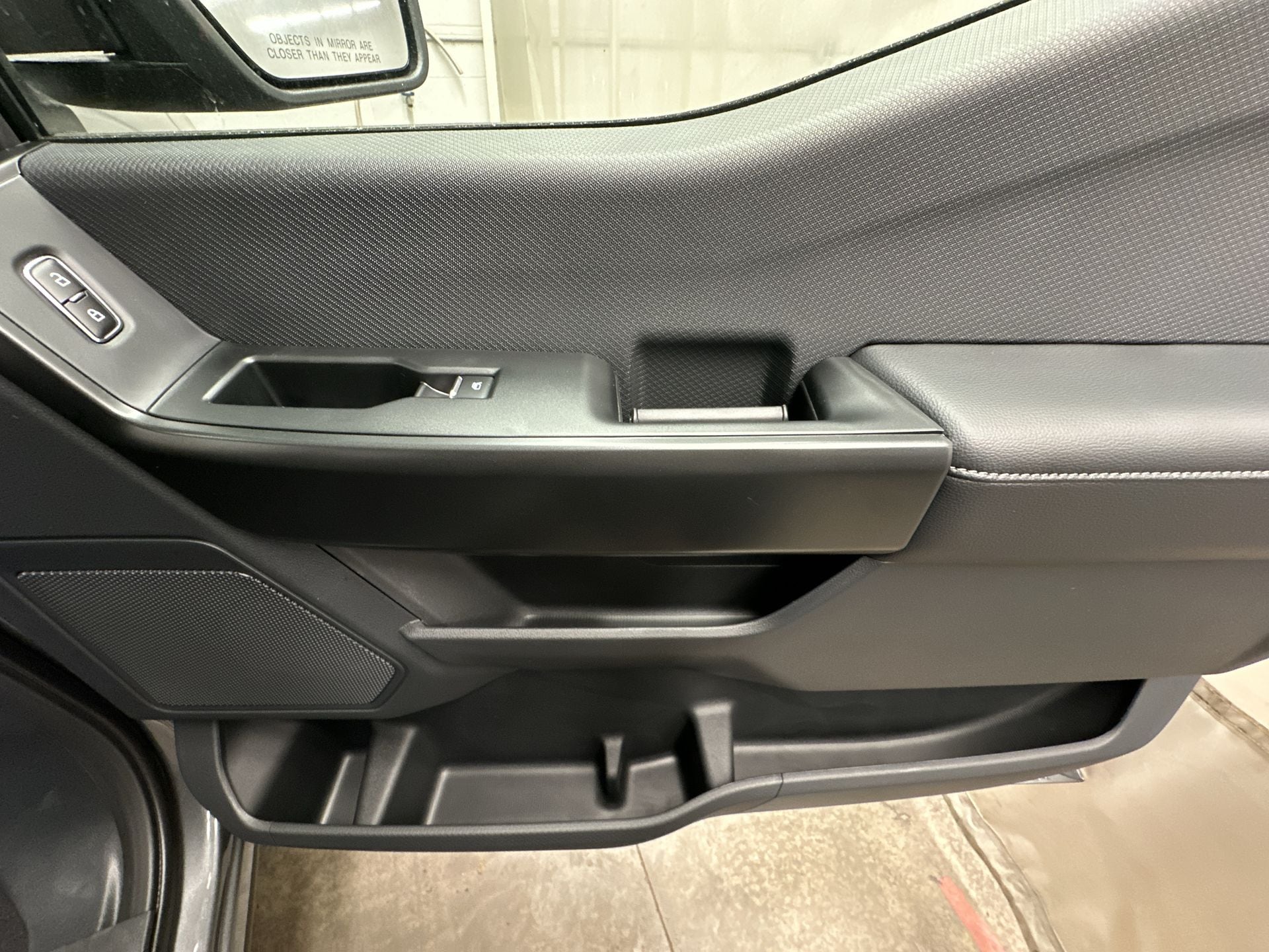2025 Ford F-150 STX - Photo 29
