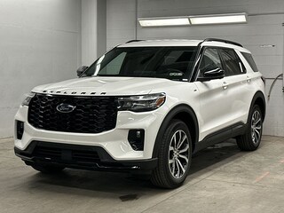 2025 Ford Explorer ST-Line SUV