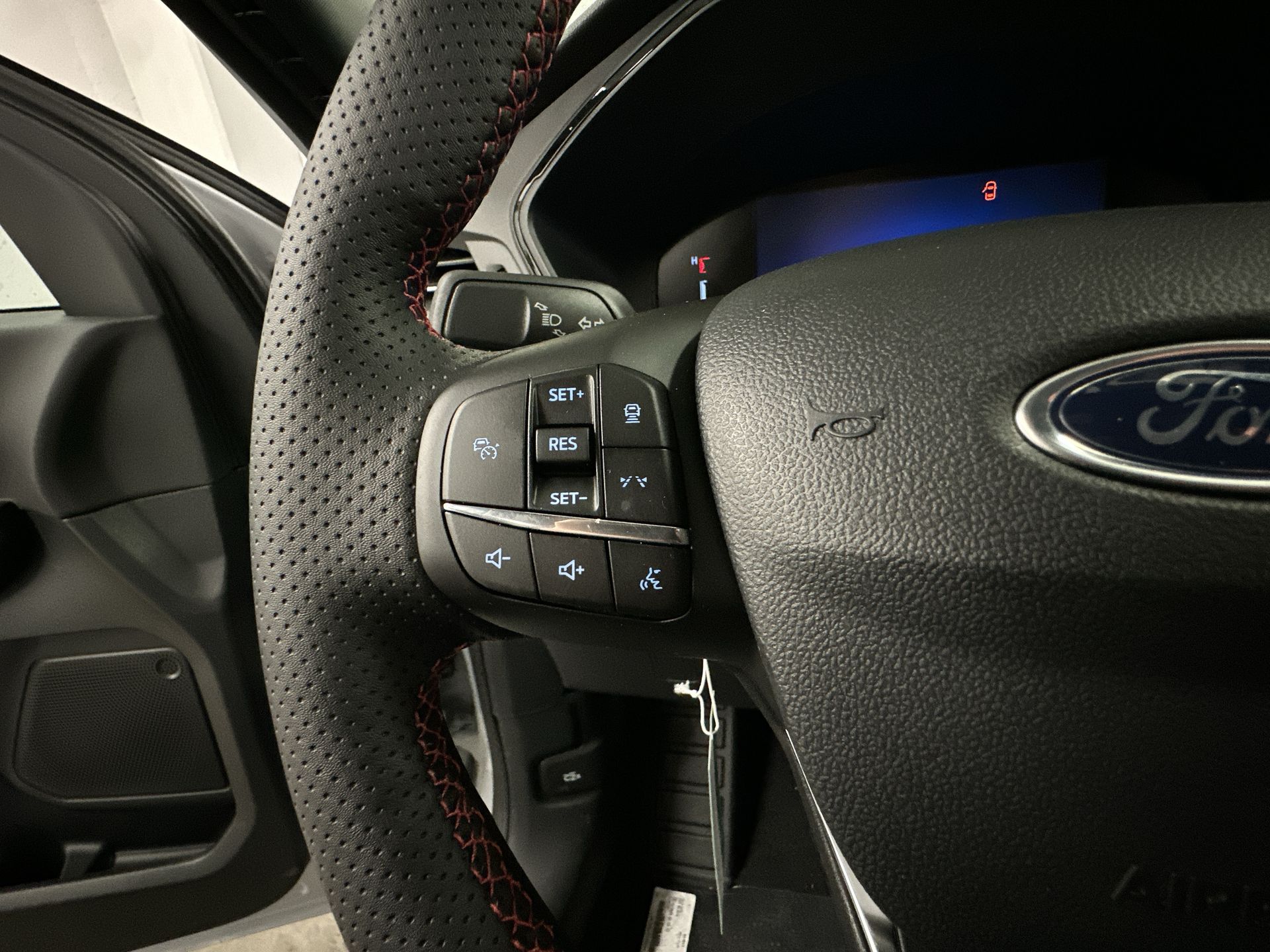 Thumbnail: 2026 Ford Escape - 9