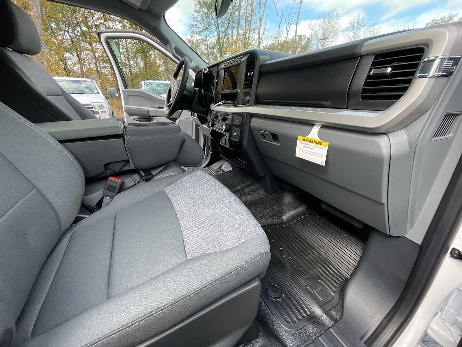 Thumbnail: 2024 Ford Econoline - 19