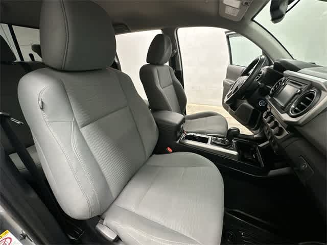Thumbnail: 2019 Toyota Tacoma - 19