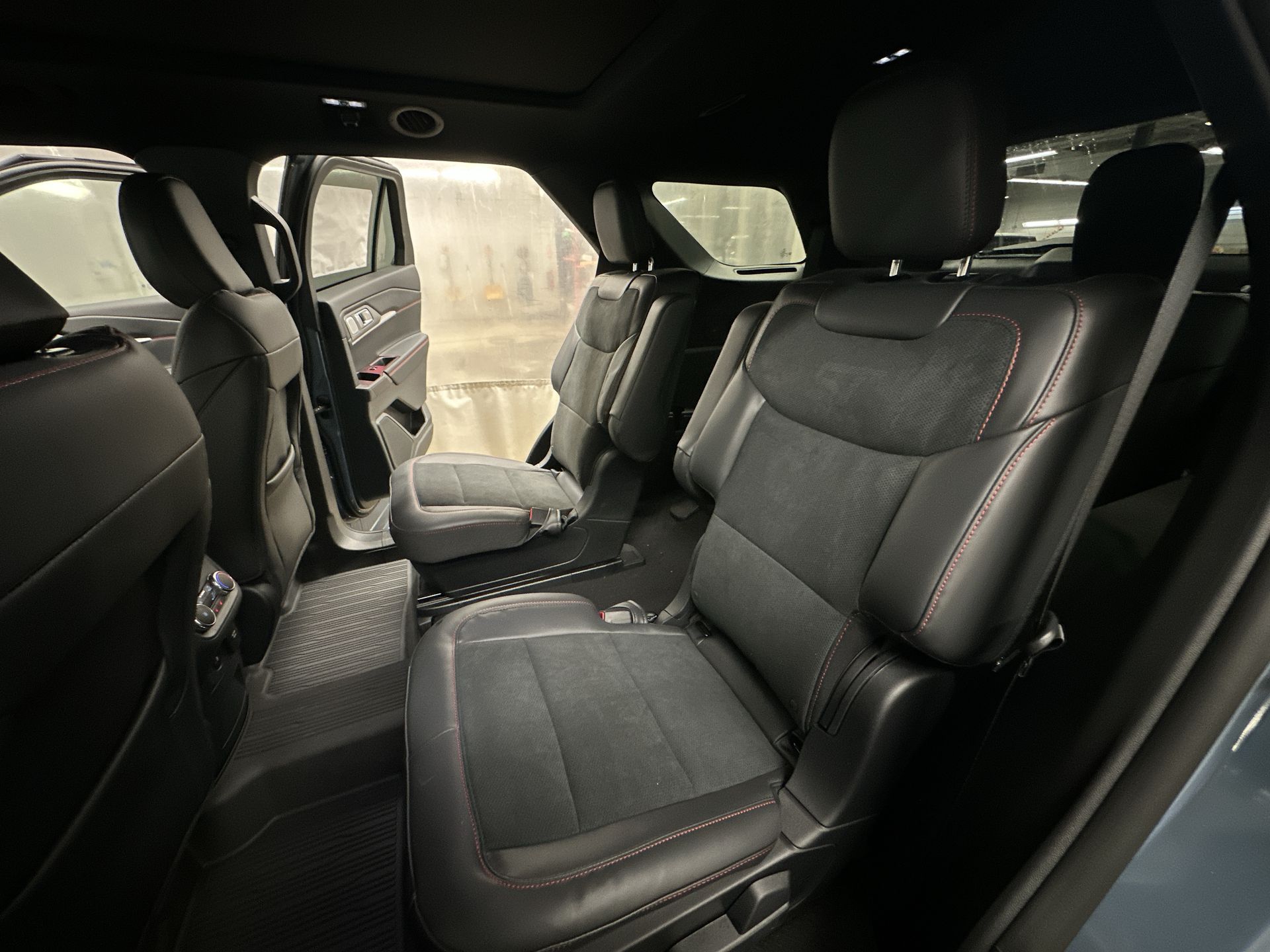 Thumbnail: 2026 Ford Explorer - 18