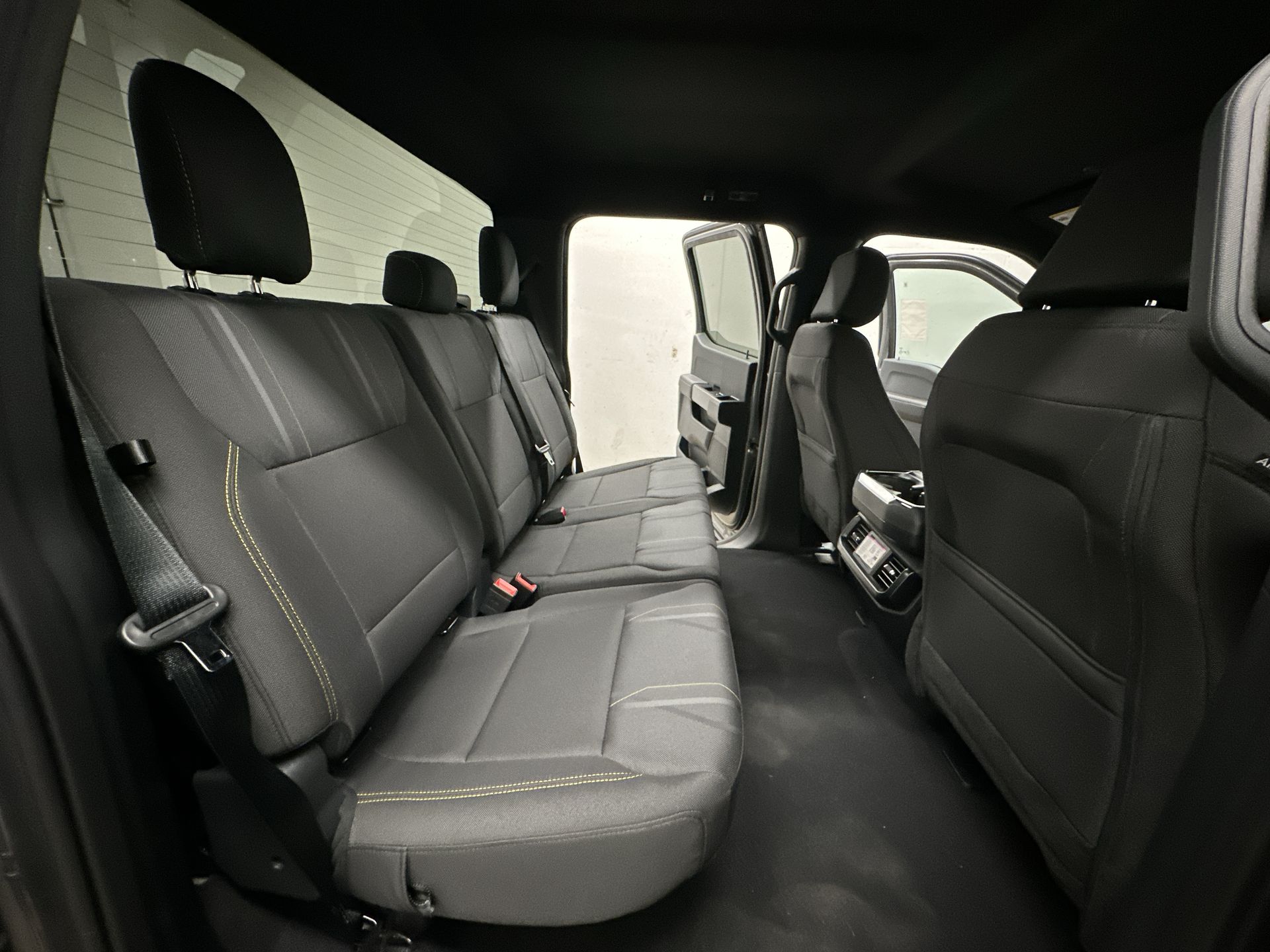 2025 Ford F-150 STX - Photo 30