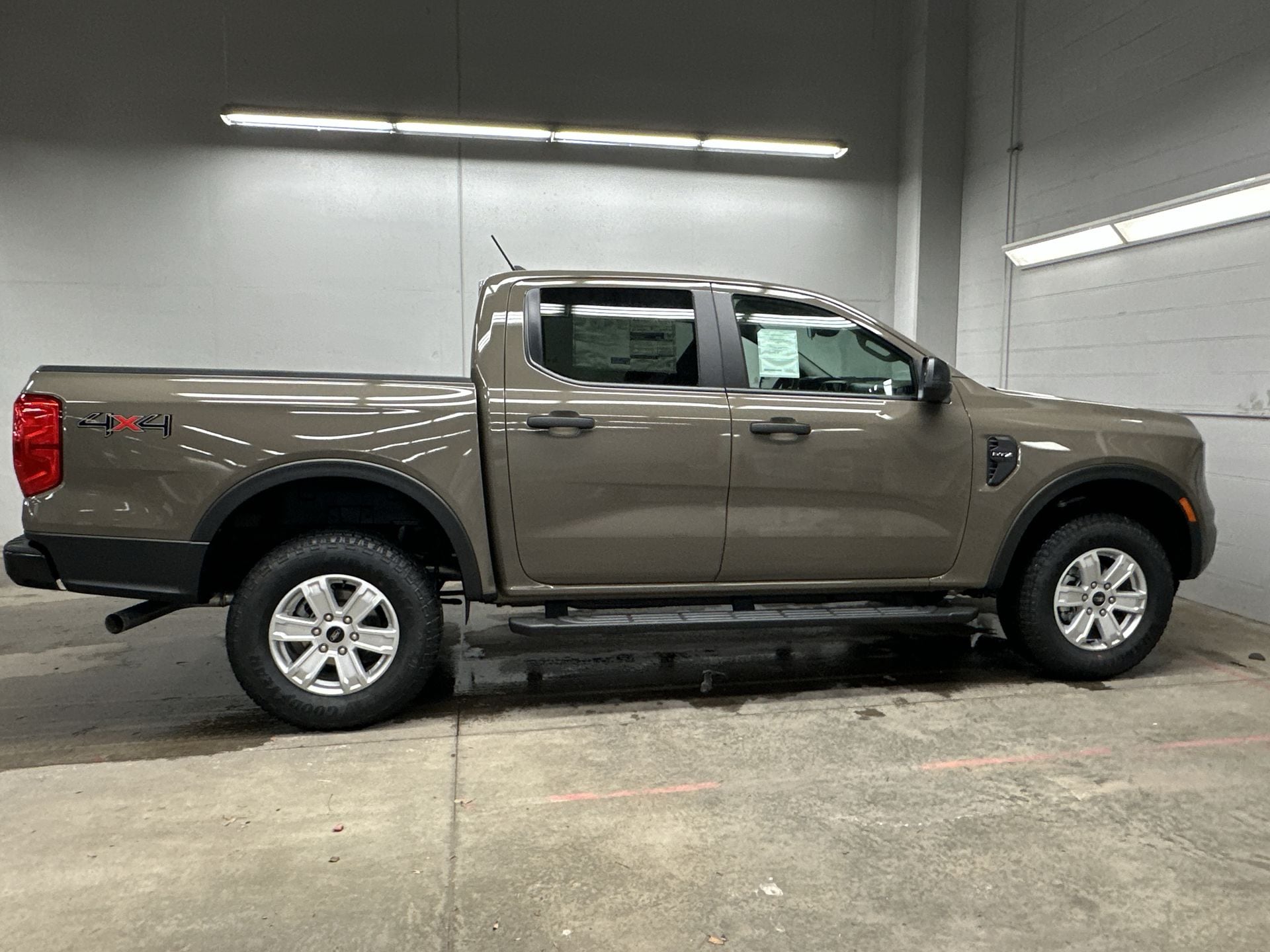 Thumbnail: 2025 Ford Ranger - 3