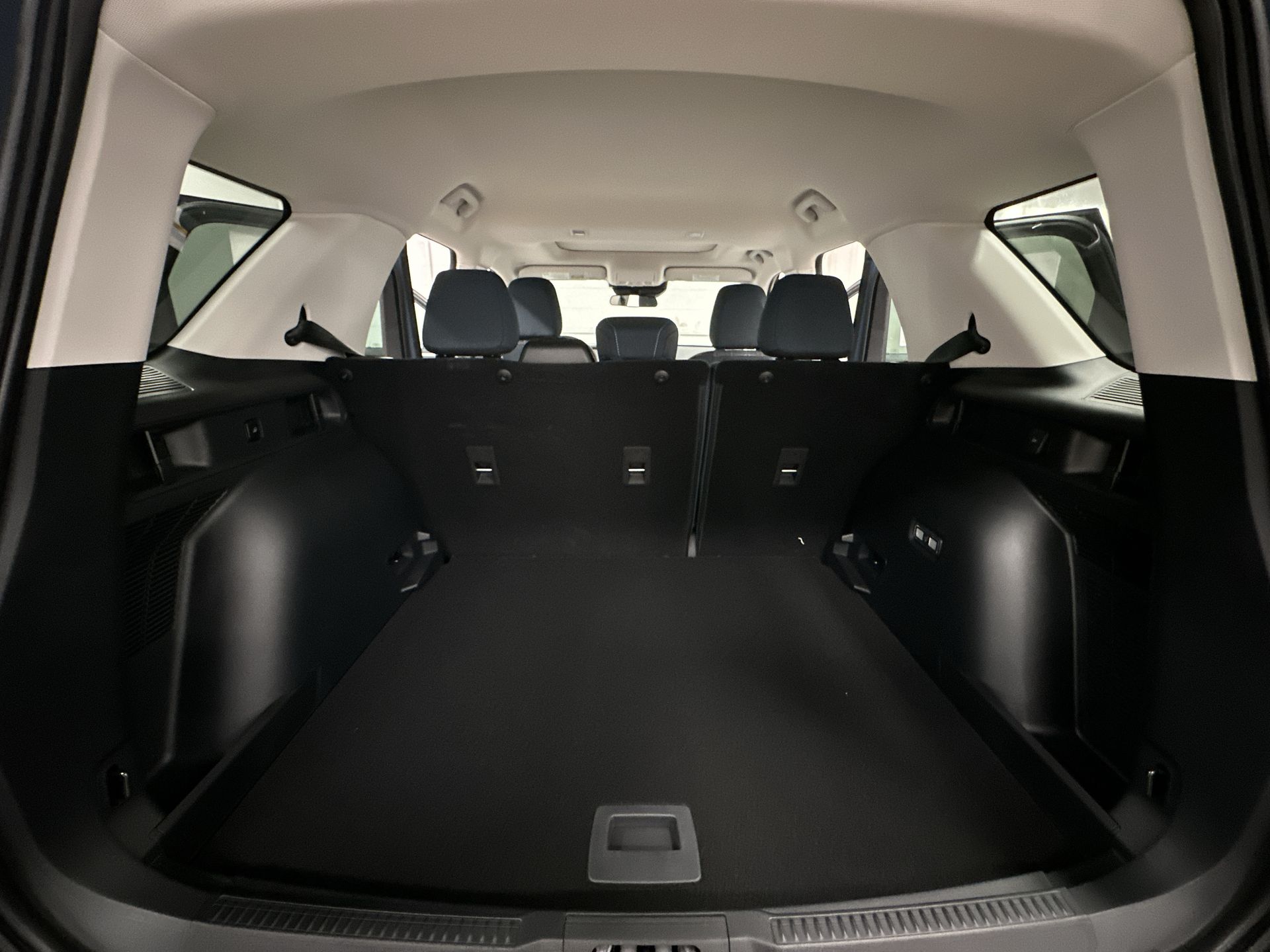 Thumbnail: 2025 Ford Bronco Sport - 25