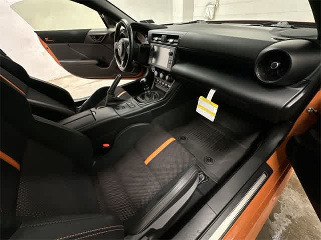 Thumbnail: 2023 Toyota GR86 - 21