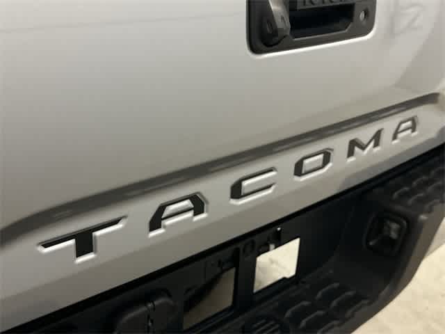 Thumbnail: 2019 Toyota Tacoma - 25