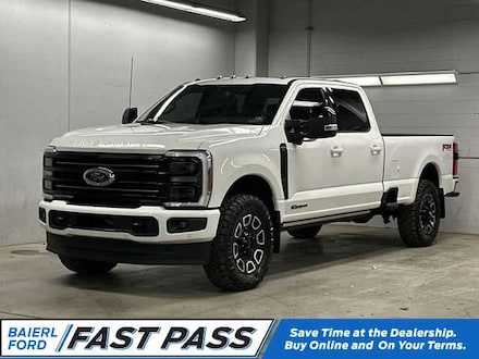 2026 Ford Super Duty F-350 SRW Platinum Truck