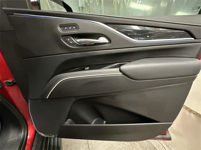 Thumbnail: 2024 Cadillac Escalade - 26