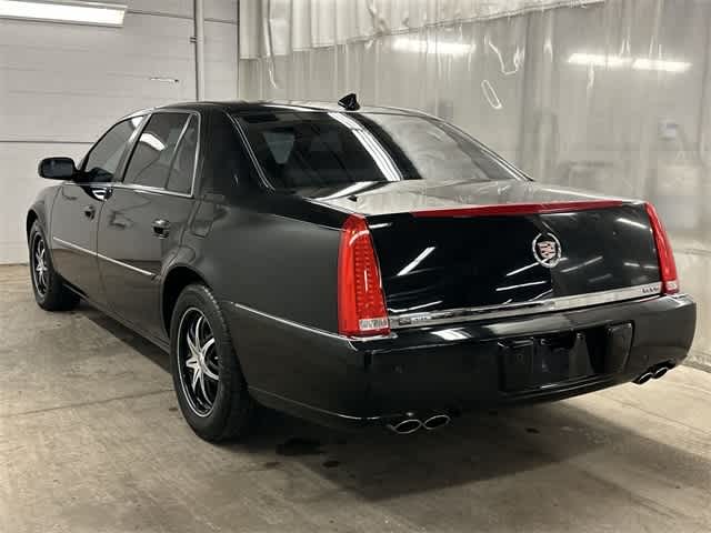 2011 Cadillac DTS Luxury I 28