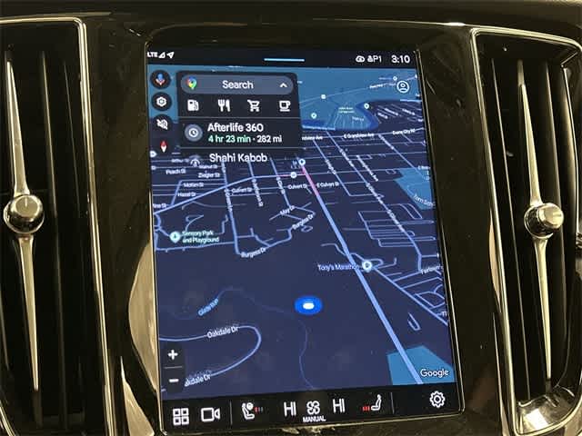 Thumbnail: 2025 Volvo S60 - 13