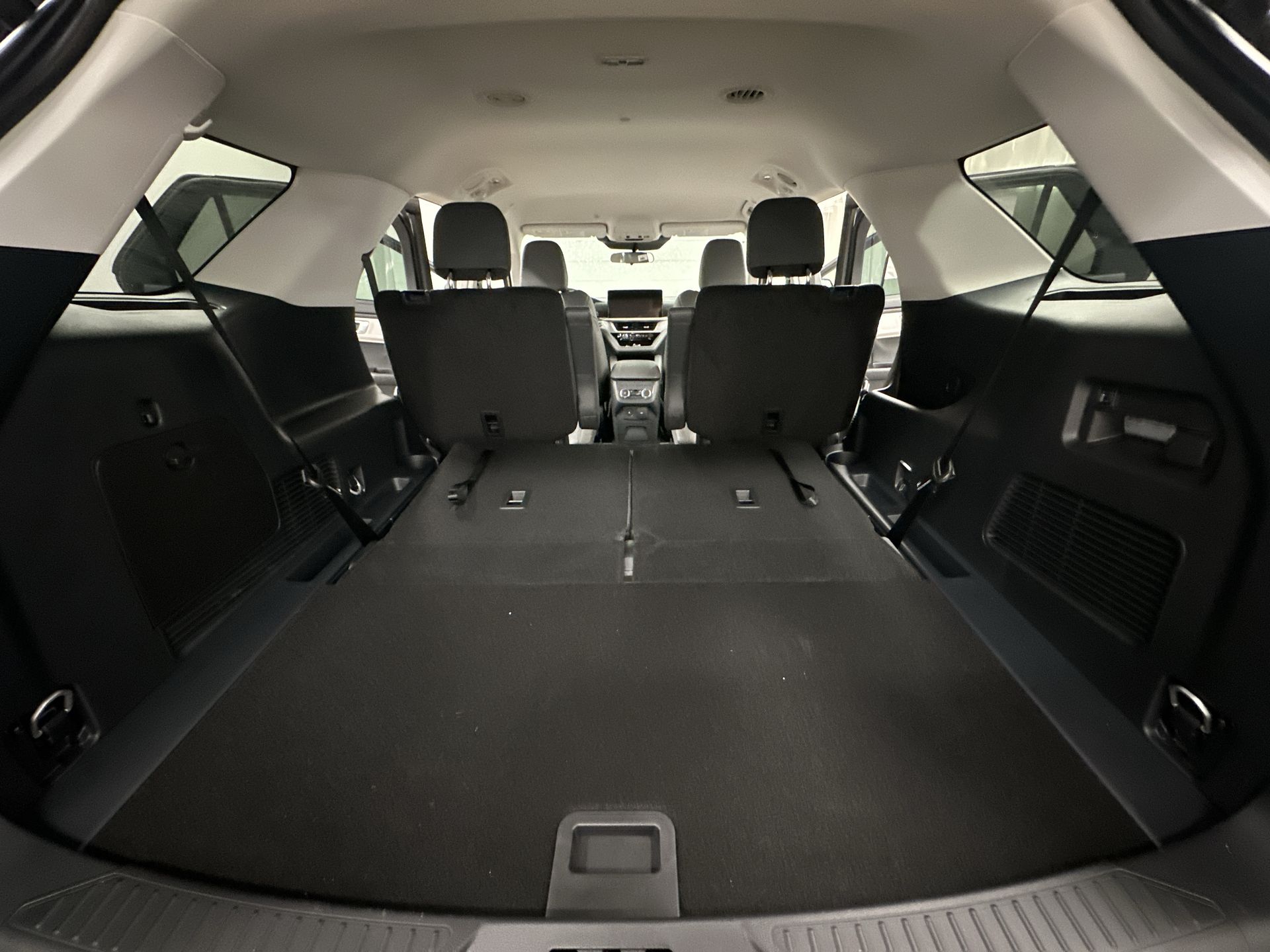 Thumbnail: 2026 Ford Explorer - 27