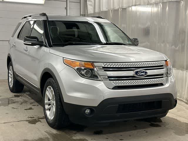 Thumbnail: 2015 Ford Explorer - 30