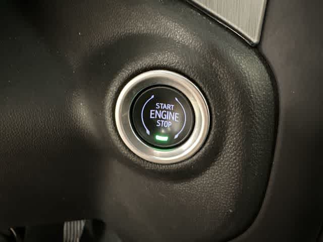 Thumbnail: 2022 GMC Sierra 2500 - 11