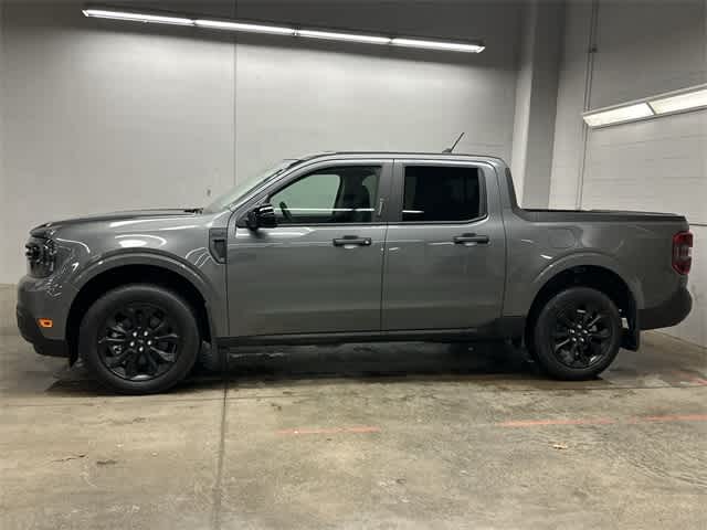 2023 Ford Maverick XLT photo 2