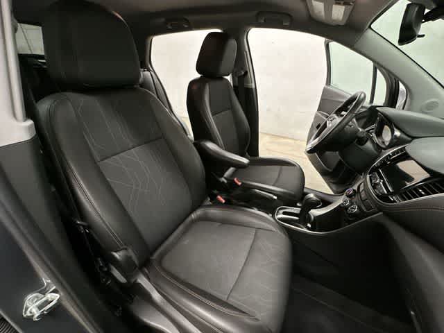 Thumbnail: 2019 Chevrolet Trax - 21