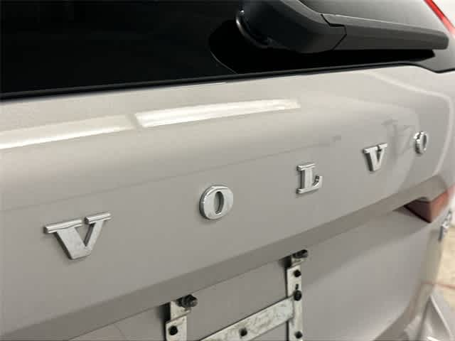 2023 Volvo XC60 B5 Plus 29