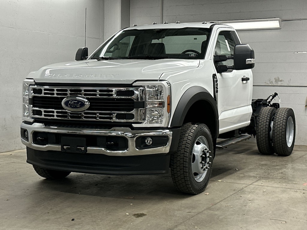 New 2026 Ford Super Duty F-450 DRW  Truck