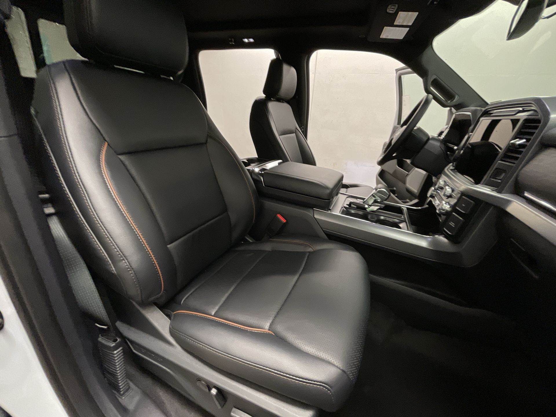 2025 Ford F-150 Lariat 22