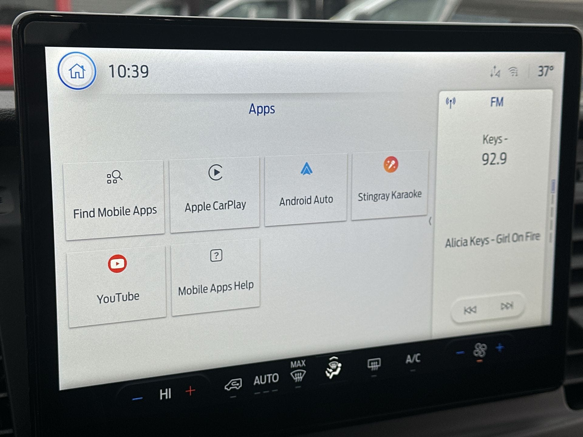 Thumbnail: 2026 Ford Transit Series - 13