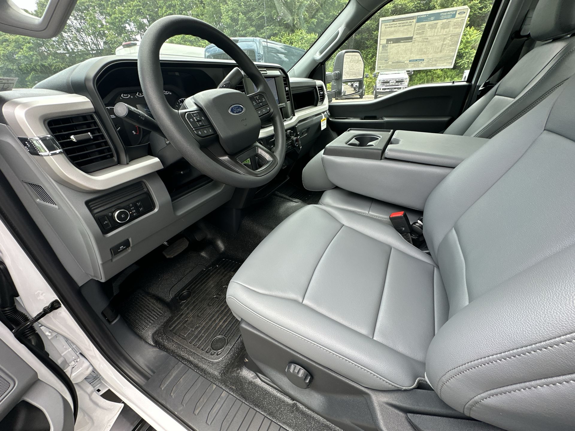 Thumbnail: 2025 Ford  - 13