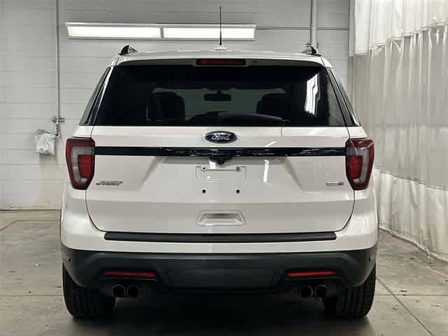 Thumbnail: 2019 Ford Explorer - 4