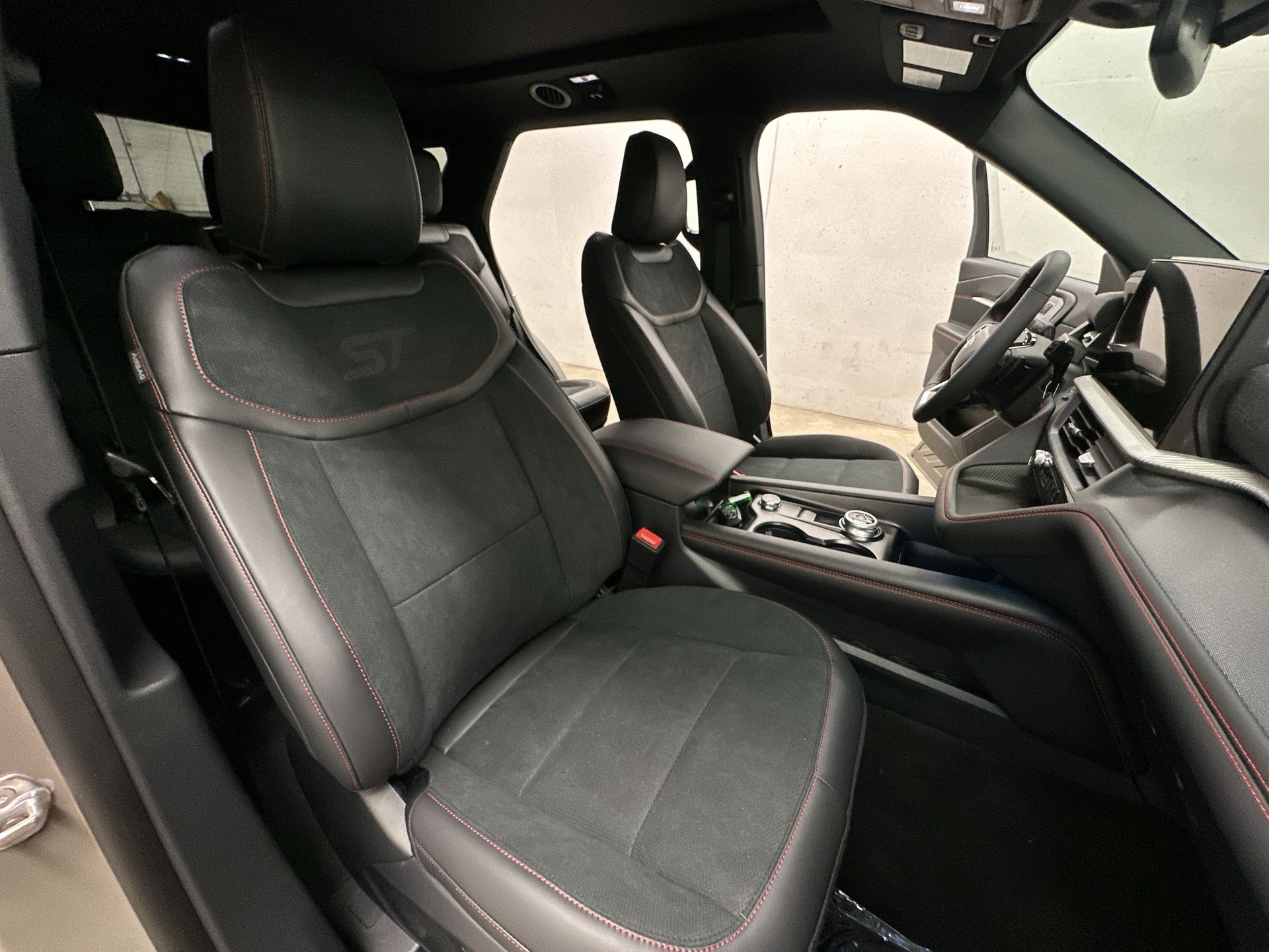 Thumbnail: 2026 Ford Explorer - 22