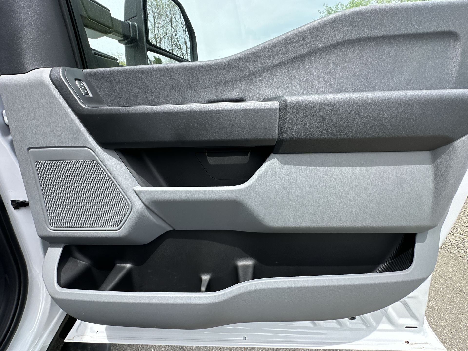Thumbnail: 2026 Ford Econoline - 21