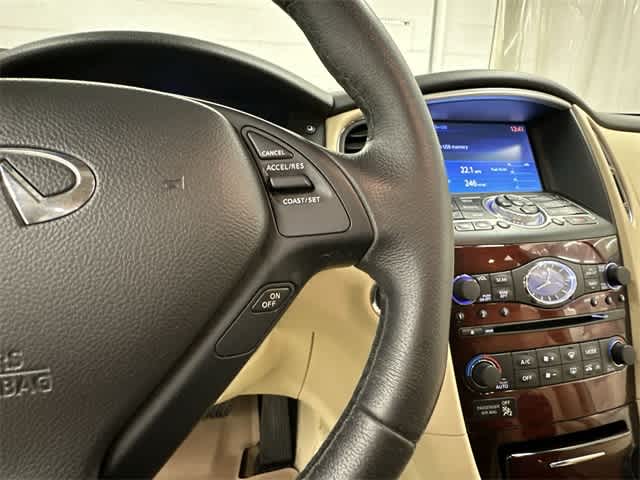 Thumbnail: 2016 INFINITI QX50 - 10