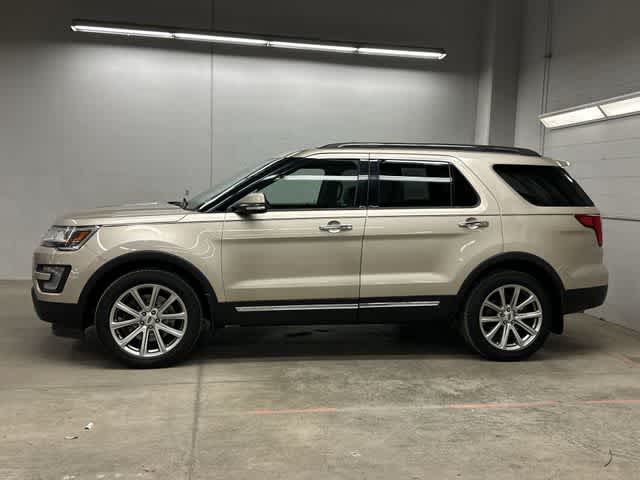 Thumbnail: 2017 Ford Explorer - 2