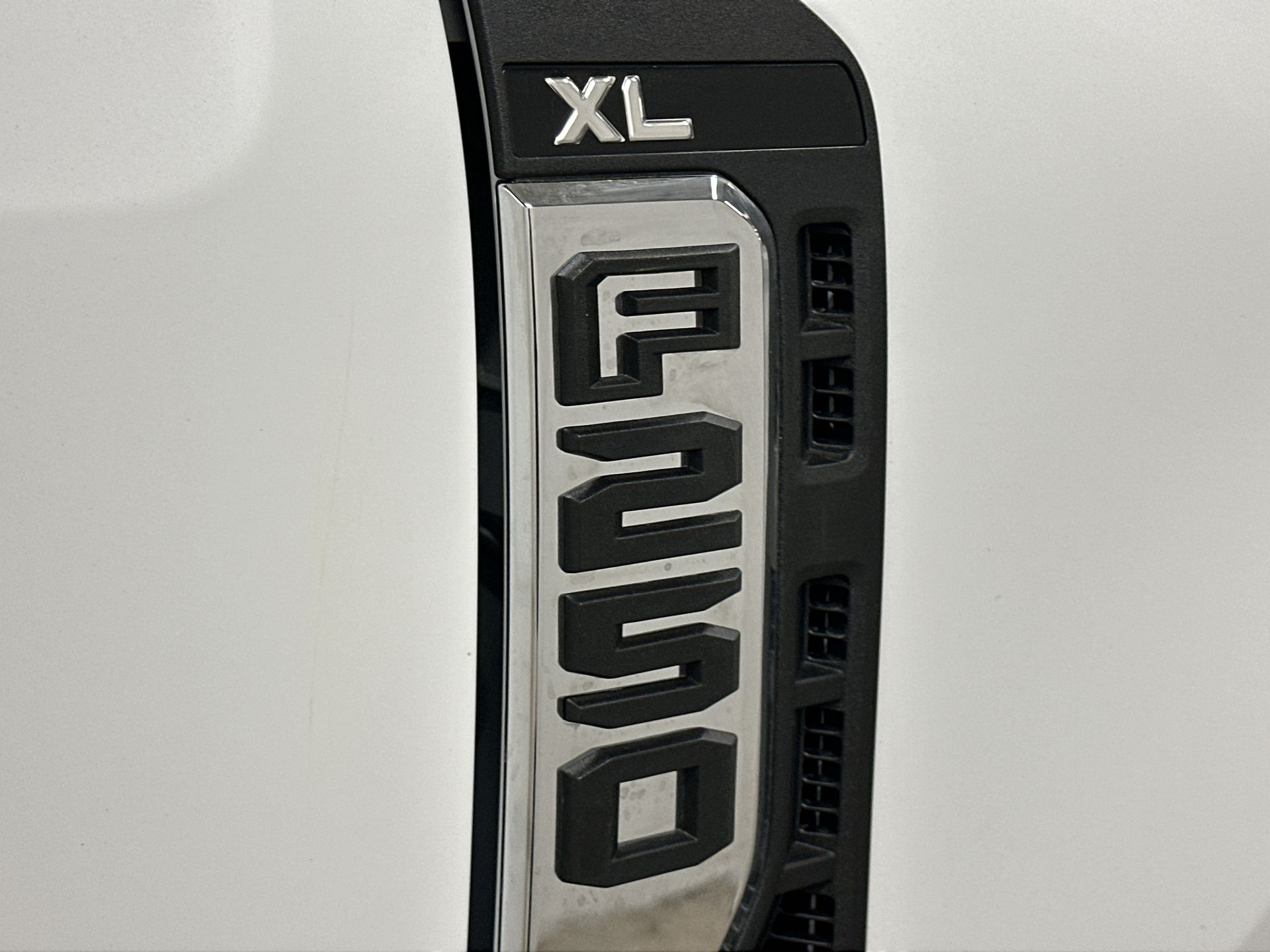 Thumbnail: 2026 Ford Econoline - 25