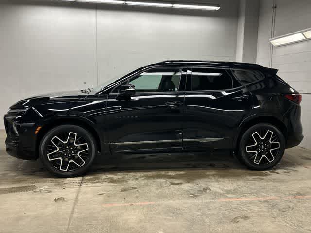 Thumbnail: 2023 Chevrolet Blazer - 2