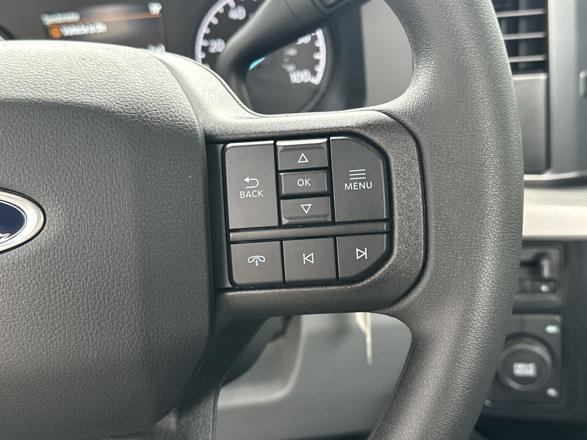 Thumbnail: 2025 Ford Econoline - 9