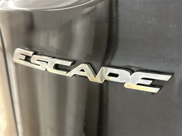 Thumbnail: 2016 Ford Escape - 18