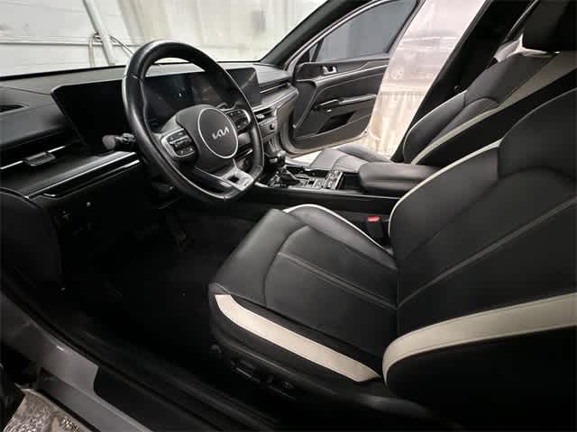 Thumbnail: 2025 Kia K5 - 17