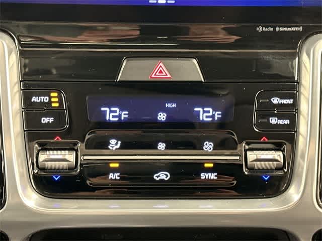 Thumbnail: 2022 Kia Sorento - 17