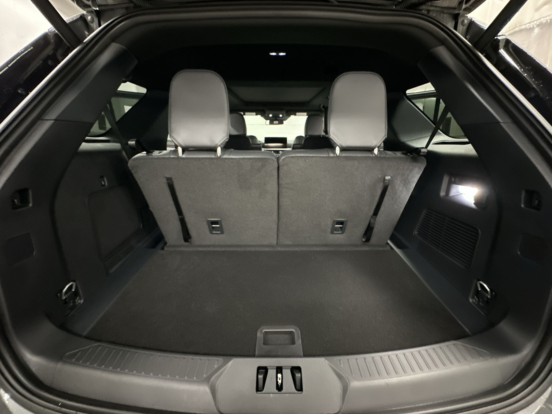 Thumbnail: 2026 Ford Explorer - 25