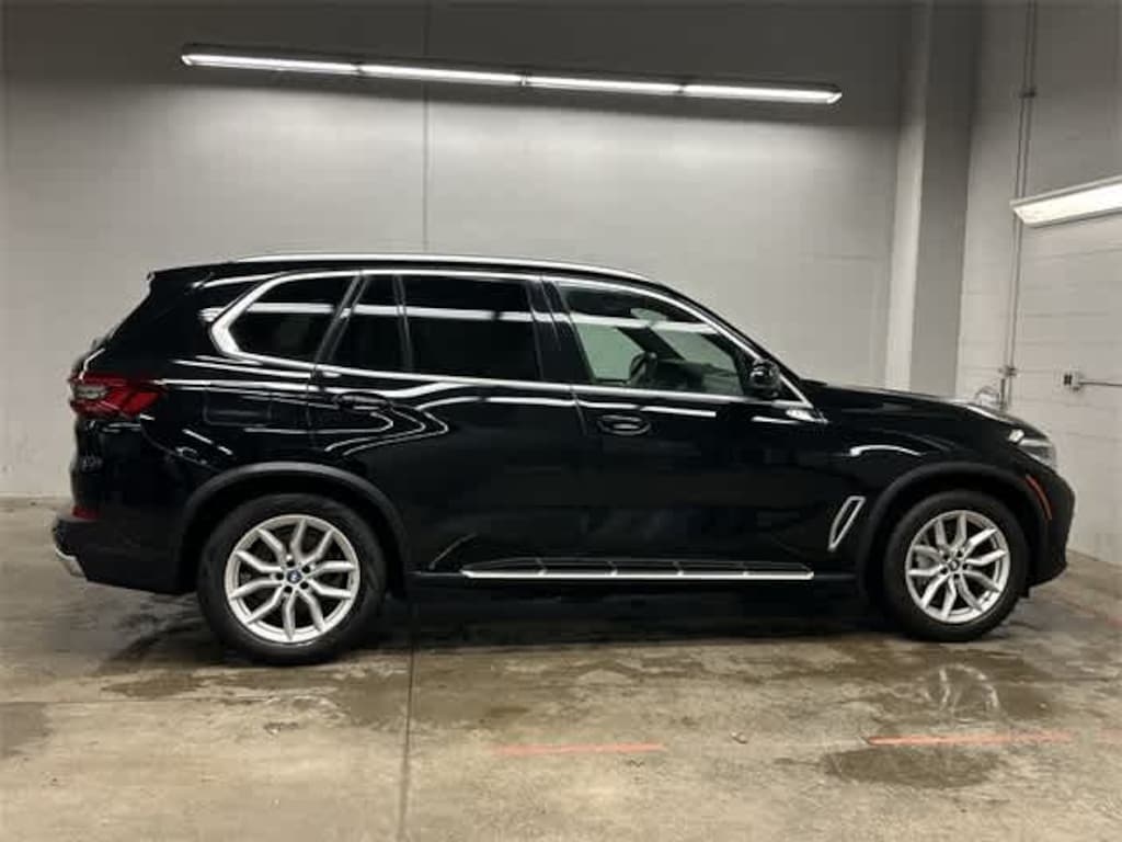 Used 2022 BMW X5 xDrive45e SUV