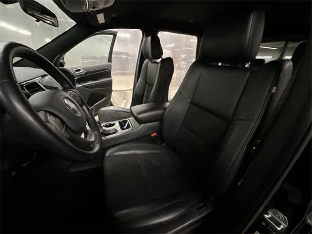 Thumbnail: 2021 Jeep Grand Cherokee - 17