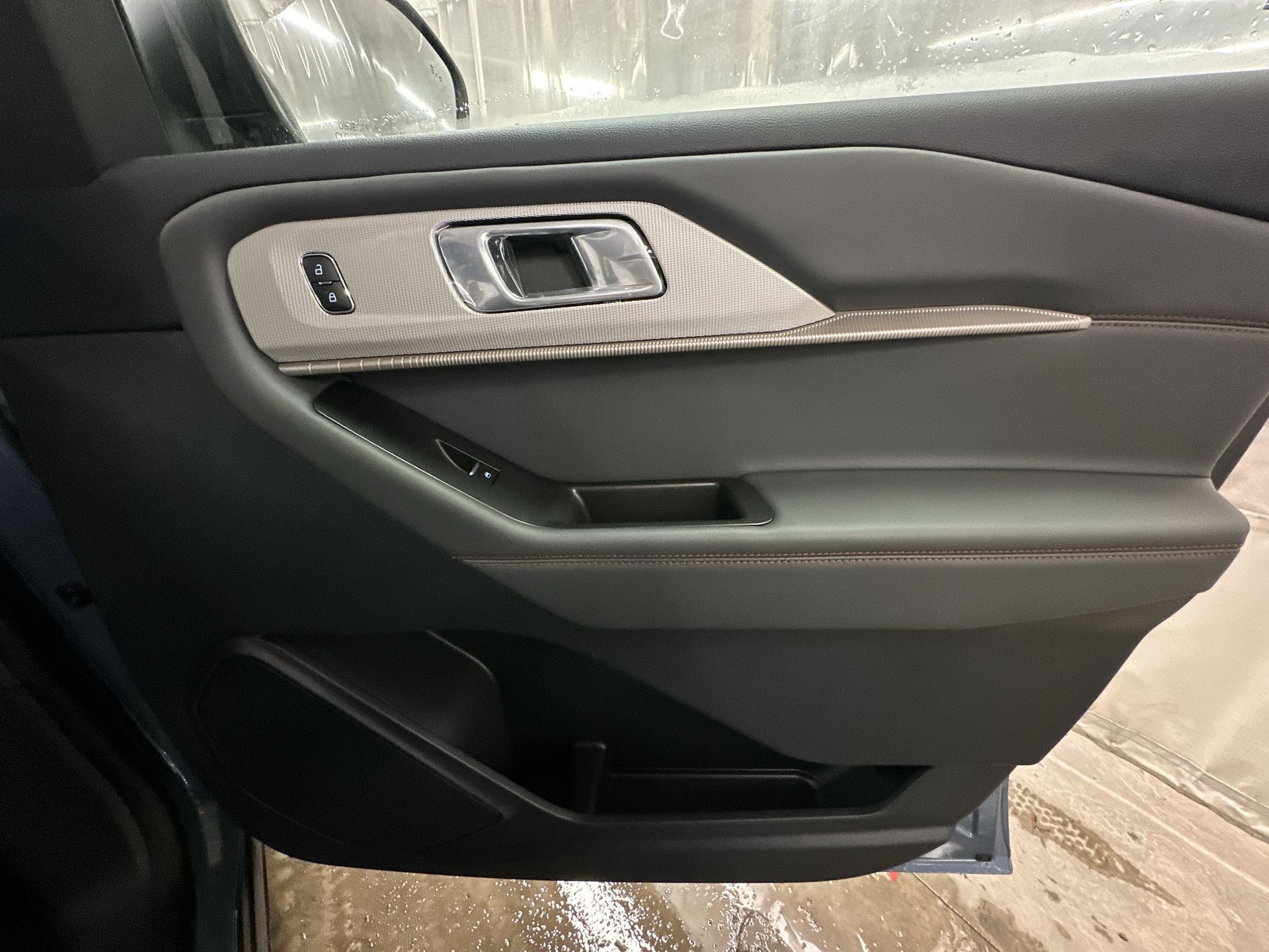 Thumbnail: 2026 Ford Explorer - 21