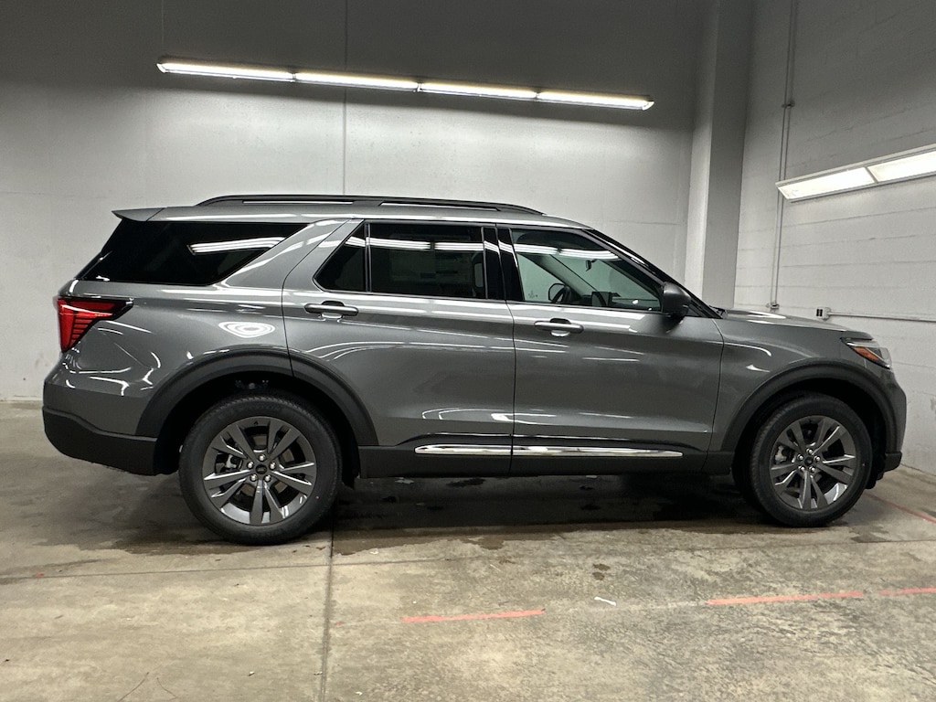 New 2025 Ford Explorer Active SUV
