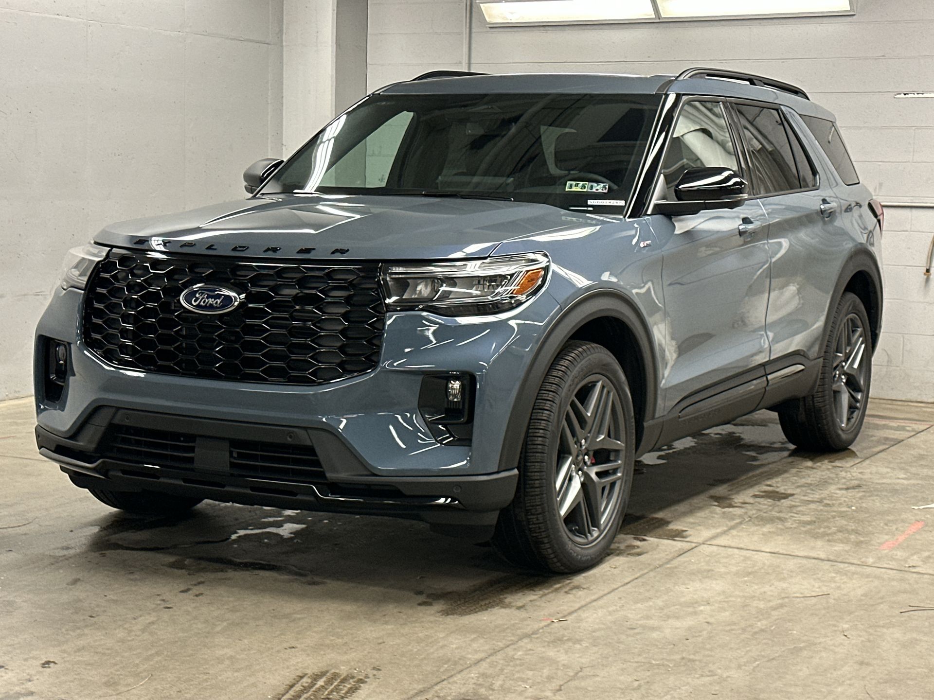 Thumbnail: 2025 Ford Explorer - 1