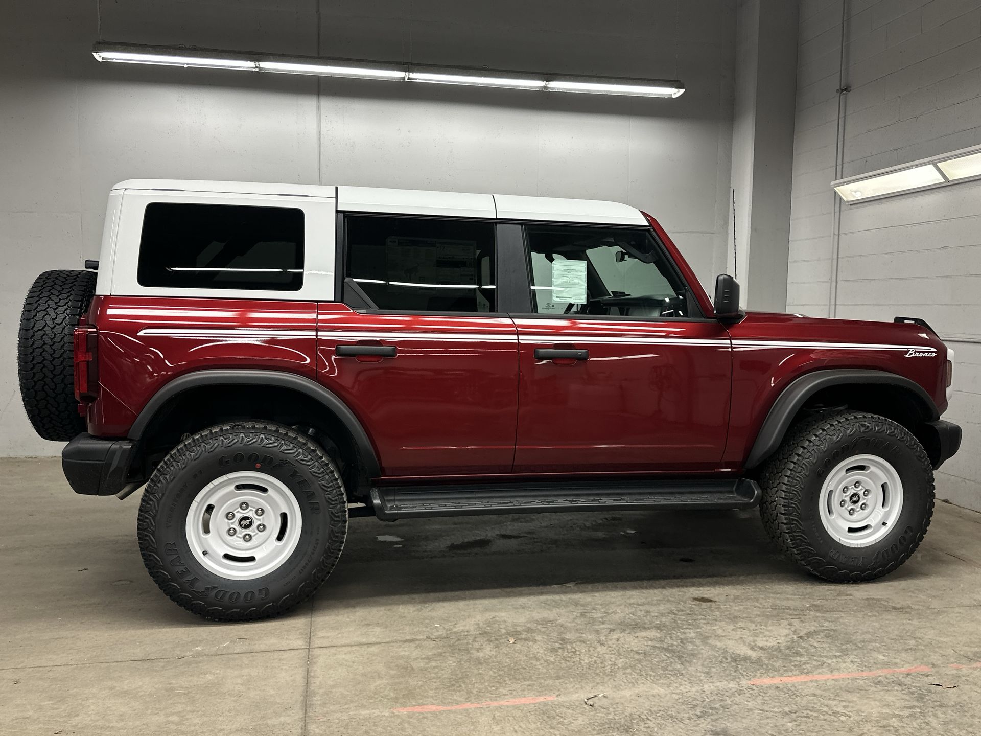 Thumbnail: 2026 Ford Bronco - 3