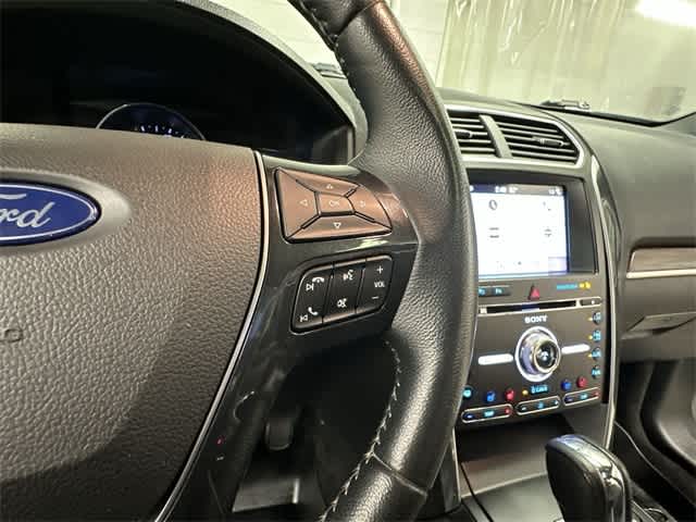 Thumbnail: 2017 Ford Explorer - 10