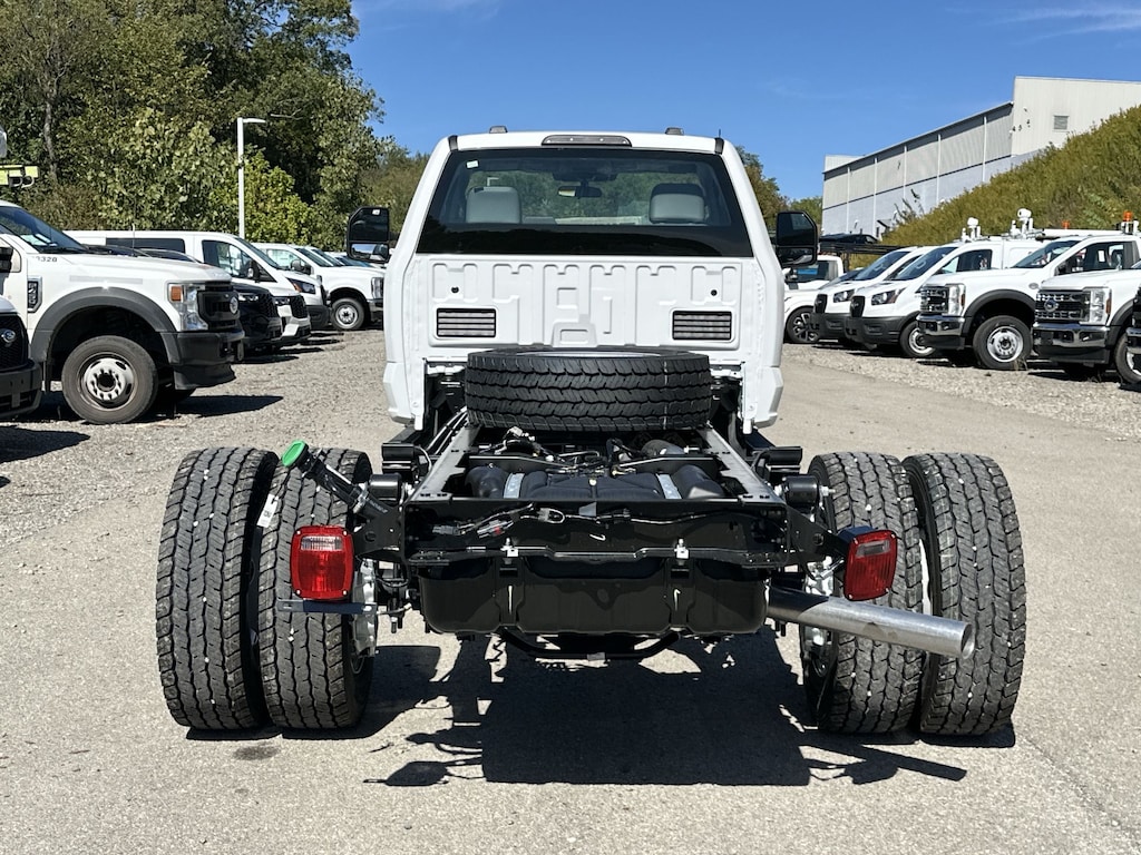 New 2026 Ford Super Duty F-600 DRW  Truck