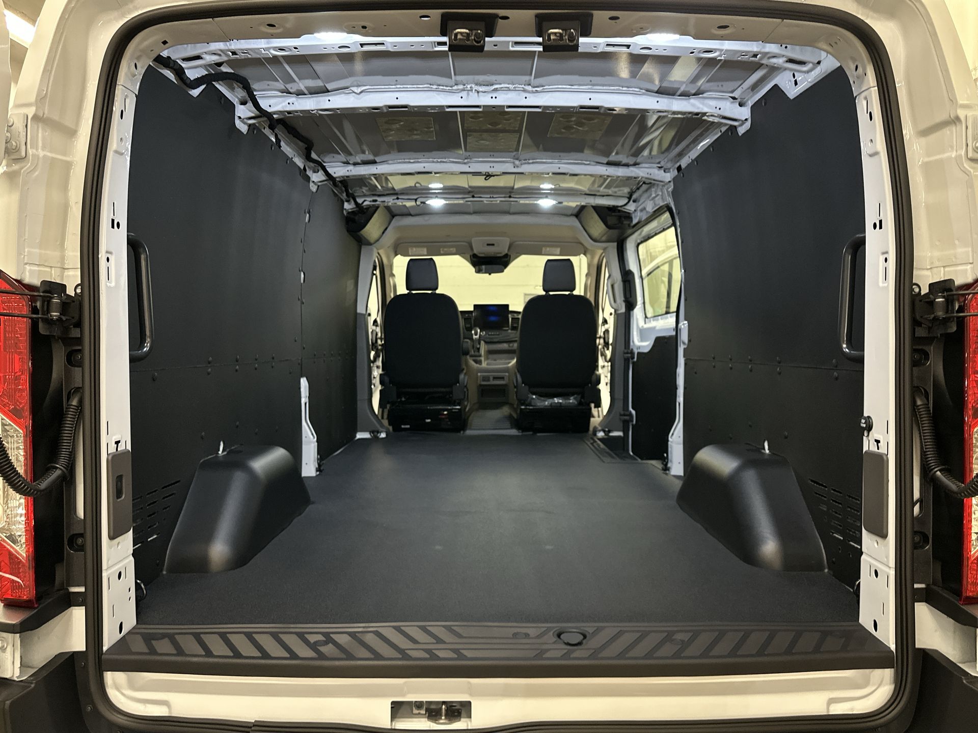 Thumbnail: 2026 Ford Transit Series - 23