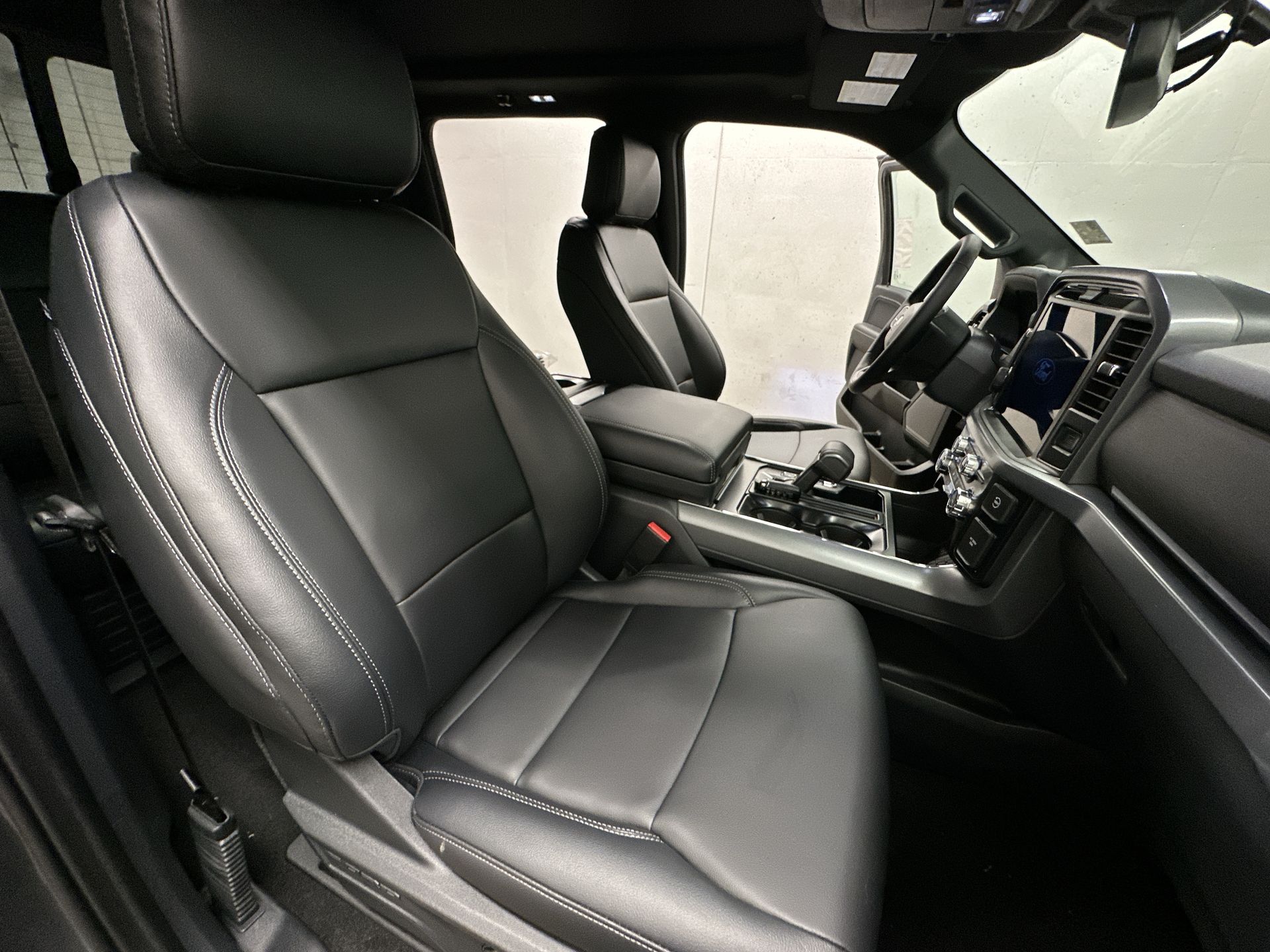 2025 Ford F-150 XLT 23