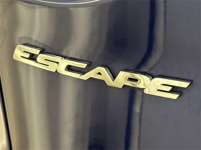 Thumbnail: 2016 Ford Escape - 28