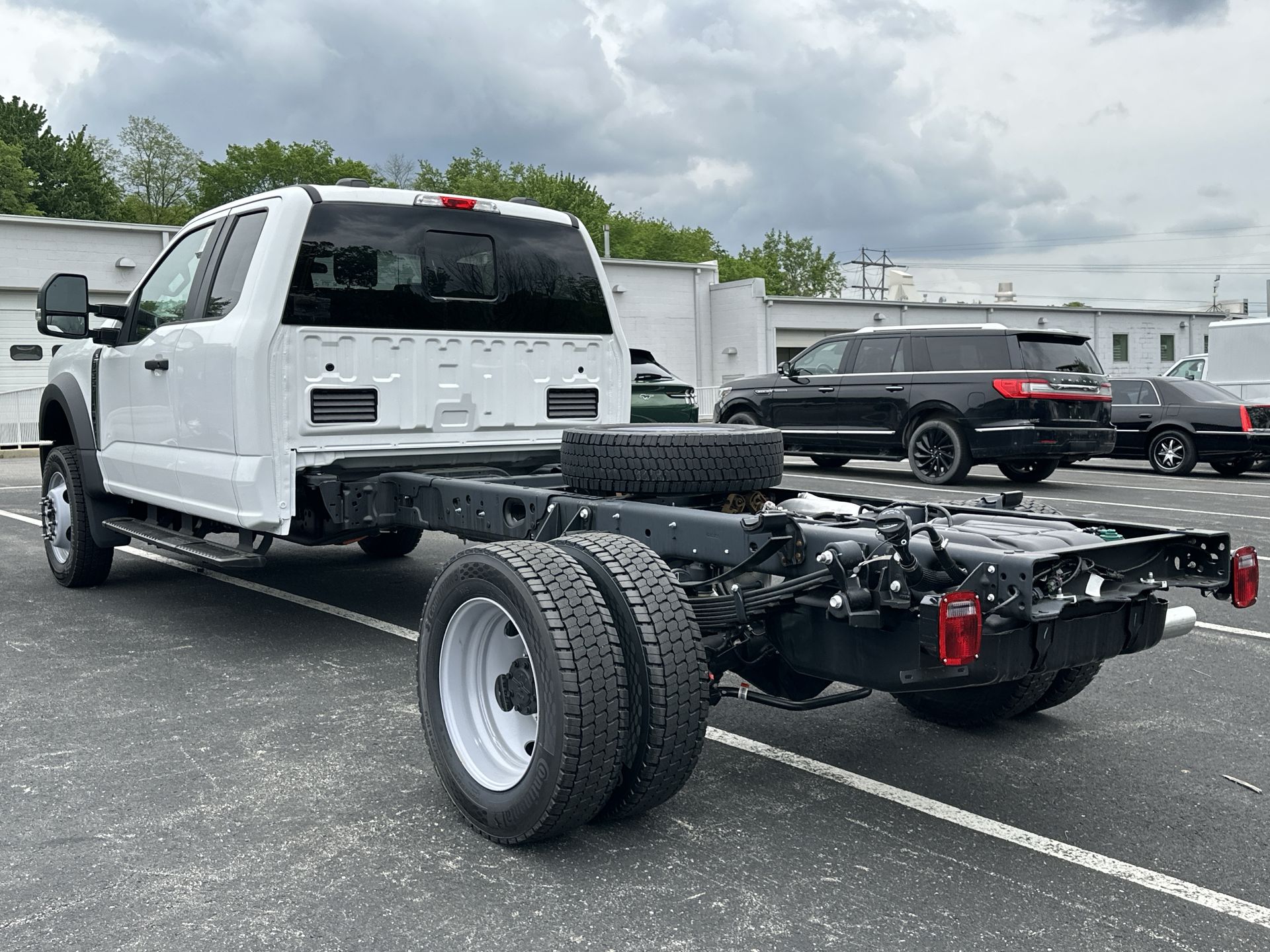 Thumbnail: 2025 Ford Econoline - 25