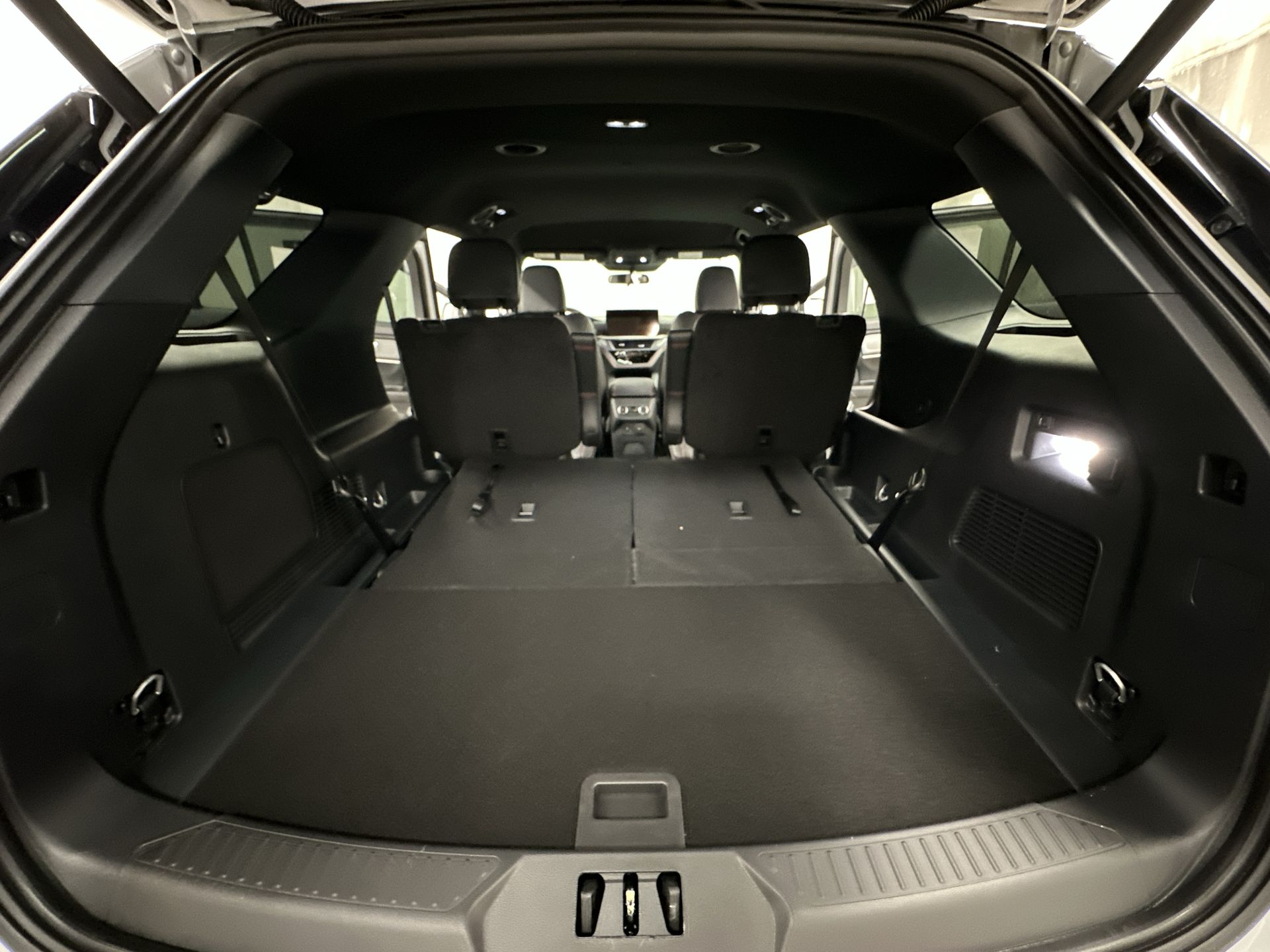 Thumbnail: 2026 Ford Explorer - 27